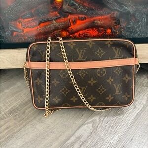 Authentic Louis Vuitton Compiegne 23 crossbody bag tote purse handbag vintage